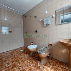 Loja com 100m², 1 vaga, no bairro Rio Branco em Caxias do Sul para Alugar