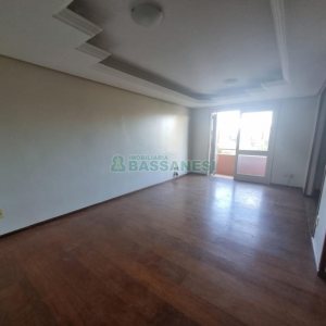 Apartamento com 109m², 2 dormitórios, 1 vaga, no bairro Medianeira em Caxias do Sul para Alugar