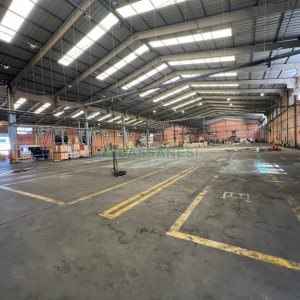 Pavilhão com 8000m², no bairro Santa Catarina em Caxias do Sul para Alugar