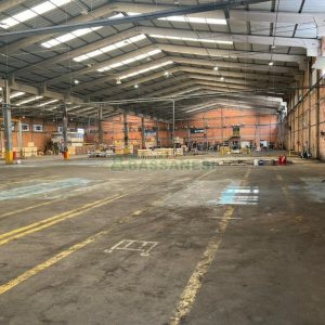 Pavilhão com 8000m², no bairro Santa Catarina em Caxias do Sul para Alugar