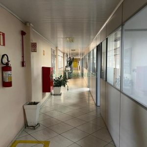 Pavilhão com 8000m², no bairro Santa Catarina em Caxias do Sul para Alugar