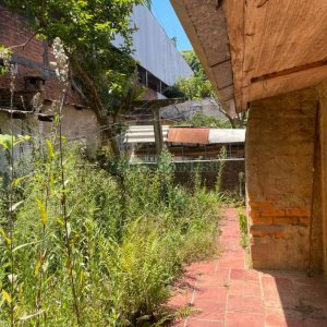 Casa com 204m², 3 dormitórios, 2 vagas, no bairro Centro em Caxias do Sul para Comprar