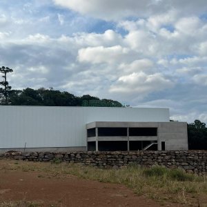 Pavilhão com 4500m², no bairro Sao Gotardo em Flores da Cunha para Alugar