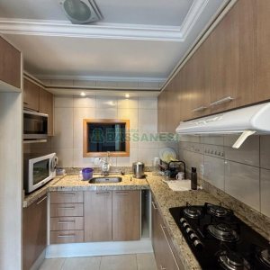 Casa com 180m², 3 dormitórios, 3 vagas, no bairro Vila Verde em Caxias do Sul para Alugar