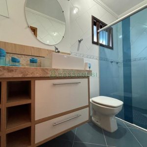 Casa com 180m², 3 dormitórios, 3 vagas, no bairro Vila Verde em Caxias do Sul para Alugar