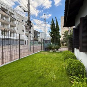 Casa com 180m², 3 dormitórios, 3 vagas, no bairro Vila Verde em Caxias do Sul para Alugar
