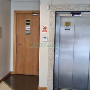 Apartamento com 172m², 2 dormitórios, 2 vagas, no bairro Jardim América em Caxias do Sul para Comprar