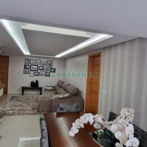 Apartamento com 172m², 2 dormitórios, 2 vagas, no bairro Jardim América em Caxias do Sul para Comprar