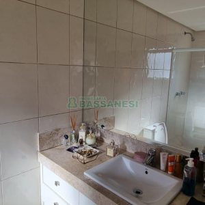 Apartamento com 172m², 2 dormitórios, 2 vagas, no bairro Jardim América em Caxias do Sul para Comprar
