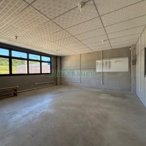 Pavilhão com 640m², no bairro Jardim das Hortências em Caxias do Sul para Alugar