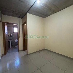 Pavilhão com 640m², no bairro Jardim das Hortências em Caxias do Sul para Alugar