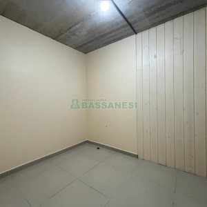Pavilhão com 640m², no bairro Jardim das Hortências em Caxias do Sul para Alugar