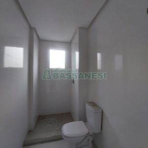 Apartamento com 85m², 2 dormitórios, 2 vagas, no bairro Pio X em Caxias do Sul para Alugar