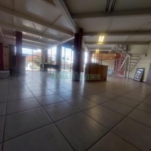 Loja com 306m², no bairro Santa Catarina em Caxias do Sul para Alugar