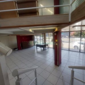 Loja com 306m², no bairro Santa Catarina em Caxias do Sul para Alugar