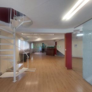 Loja com 306m², no bairro Santa Catarina em Caxias do Sul para Alugar