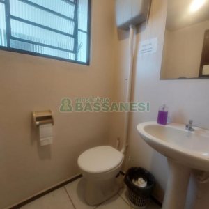 Loja com 306m², no bairro Santa Catarina em Caxias do Sul para Alugar