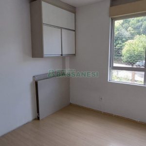 Apartamento, 2 dormitórios, 1 vaga, no bairro Lourdes em Caxias do Sul para Alugar