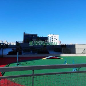 Apartamento com 45m², 1 dormitório, 1 vaga, no bairro Madureira em Caxias do Sul para Alugar