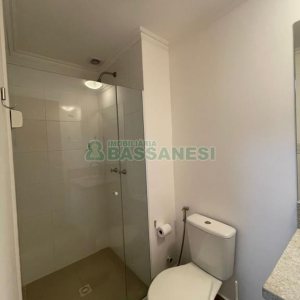 Apartamento com 45m², 1 dormitório, 1 vaga, no bairro Madureira em Caxias do Sul para Alugar