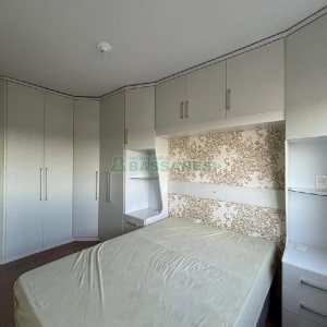 Apartamento com 54m², 2 dormitórios, 1 vaga, no bairro Santa Catarina em Caxias do Sul para Alugar