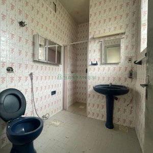 Casa com 300m², 4 dormitórios, 2 vagas, no bairro Cinqüentenário em Caxias do Sul para Comprar