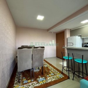 Apto Mobiliado com 50m², 2 dormitórios, 1 vaga, no bairro Jardelino Ramos em Caxias do Sul para Alugar