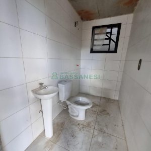 Loja com 360m², no bairro Cruzeiro em Caxias do Sul para Alugar