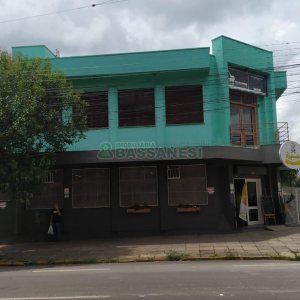 Predio com 300m², no bairro Centro em Caxias do Sul para Comprar