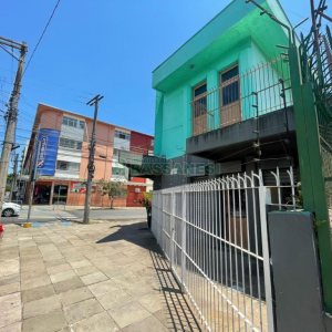 Predio com 300m², no bairro Centro em Caxias do Sul para Comprar