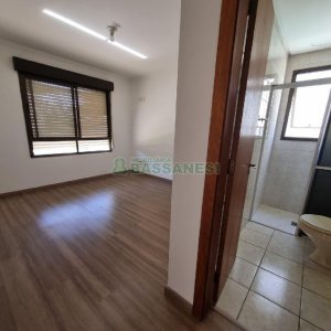 Apartamento com 80m², 2 dormitórios, 1 vaga, no bairro Pio X em Caxias do Sul para Alugar