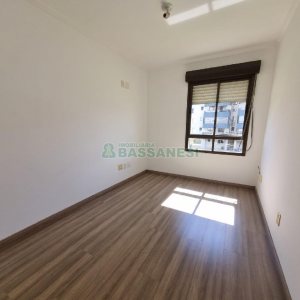 Apartamento com 80m², 2 dormitórios, 1 vaga, no bairro Pio X em Caxias do Sul para Alugar
