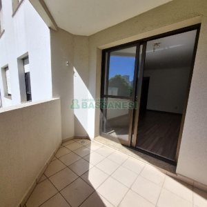 Apartamento com 80m², 2 dormitórios, 1 vaga, no bairro Pio X em Caxias do Sul para Alugar