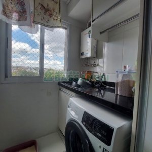 Apto Mobiliado com 56m², 2 dormitórios, 1 vaga, no bairro Sanvitto em Caxias do Sul para Alugar