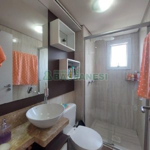 Apto Mobiliado com 56m², 2 dormitórios, 1 vaga, no bairro Sanvitto em Caxias do Sul para Alugar