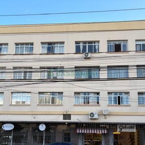 Apto Mobiliado com 110m², 3 dormitórios, no bairro São Pelegrino em Caxias do Sul para Alugar