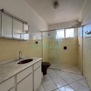 Apto Mobiliado com 110m², 3 dormitórios, no bairro São Pelegrino em Caxias do Sul para Alugar