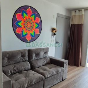 Apartamento com 65m², 2 dormitórios, 1 vaga, no bairro Desvio Rizzo em Caxias do Sul para Comprar