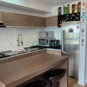 Apartamento com 65m², 2 dormitórios, 1 vaga, no bairro Desvio Rizzo em Caxias do Sul para Comprar