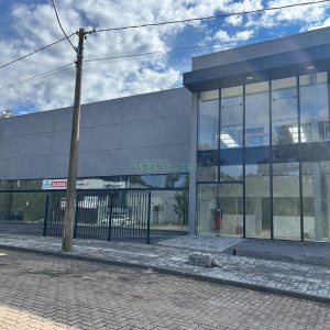 Pavilhão com 1120m², no bairro Jardim das Hortências em Caxias do Sul para Alugar