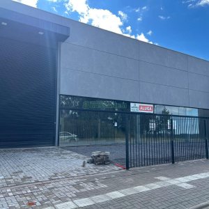 Pavilhão com 1120m², no bairro Jardim das Hortências em Caxias do Sul para Alugar