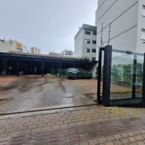 Loja com 230m², no bairro São Pelegrino em Caxias do Sul para Alugar