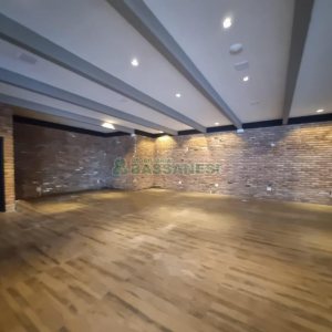 Loja com 230m², no bairro São Pelegrino em Caxias do Sul para Alugar