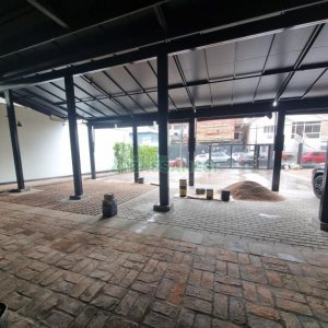 Loja com 230m², no bairro São Pelegrino em Caxias do Sul para Alugar