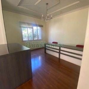 Casa com 330m², 3 dormitórios, 3 vagas, no bairro São Pelegrino em Caxias do Sul para Alugar ou Comprar