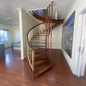 Casa com 330m², 3 dormitórios, 3 vagas, no bairro São Pelegrino em Caxias do Sul para Alugar ou Comprar