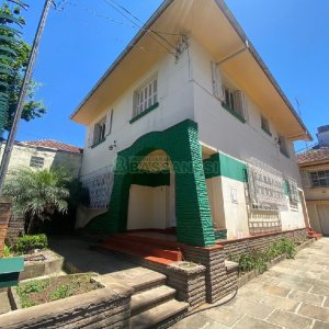 Casa com 330m², 3 dormitórios, 3 vagas, no bairro São Pelegrino em Caxias do Sul para Alugar ou Comprar