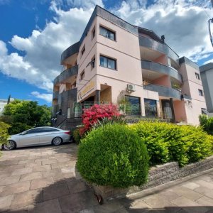 Apto Mobiliado com 185m², 3 dormitórios, 2 vagas, no bairro Vinhedos em Caxias do Sul para Alugar