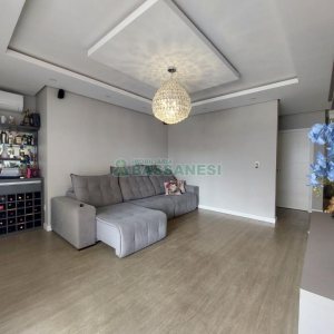 Apto Mobiliado com 185m², 3 dormitórios, 2 vagas, no bairro Vinhedos em Caxias do Sul para Alugar