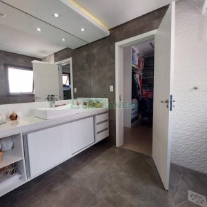 Apto Mobiliado com 185m², 3 dormitórios, 2 vagas, no bairro Vinhedos em Caxias do Sul para Alugar